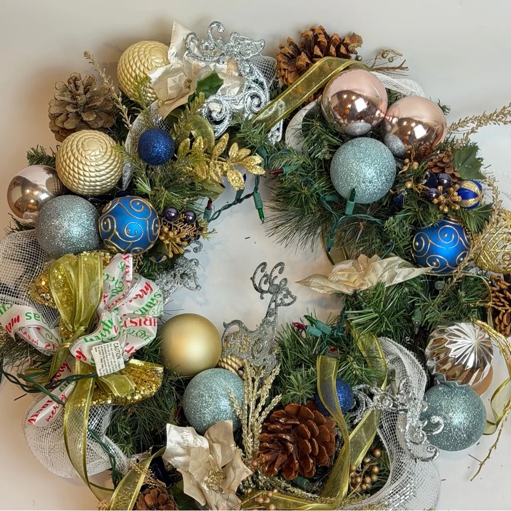 Festive Holiday Wreath with Gold and Silver Accents